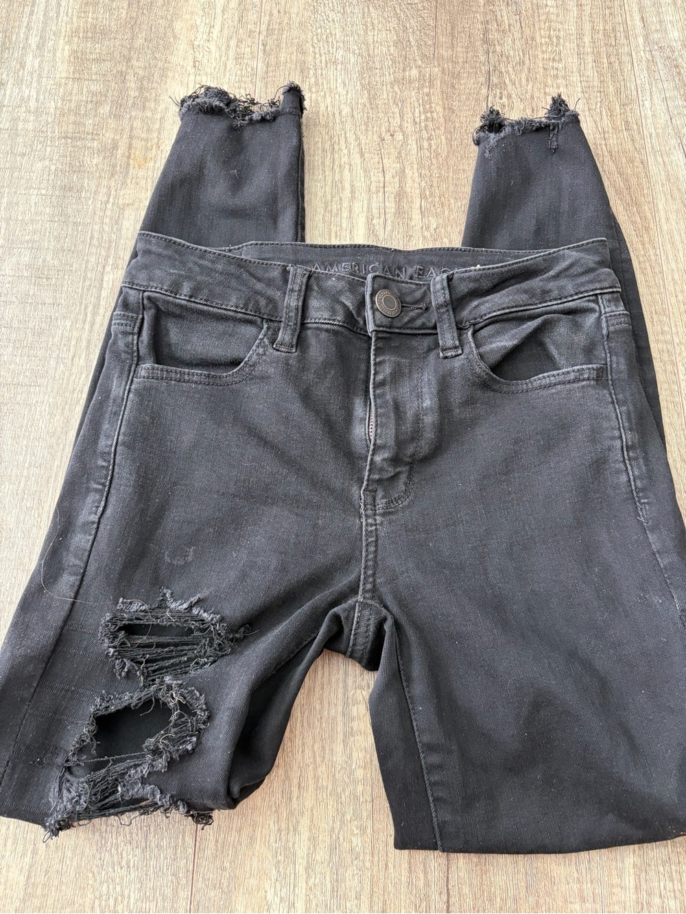 American Eagle Outfitters Black Distressed Jeggings